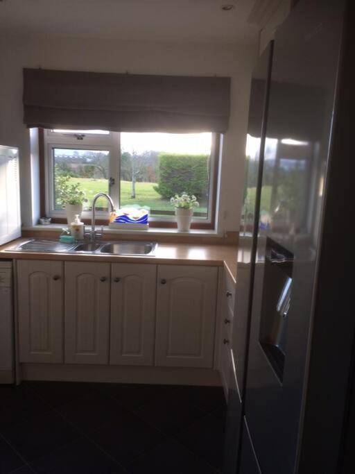 Cotswold Edge Guest Suite With Broadway Hill View Badsey Екстериор снимка