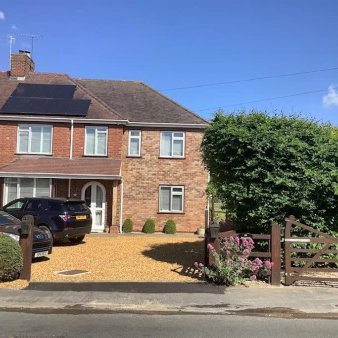Cotswold Edge Guest Suite With Broadway Hill View Badsey Екстериор снимка