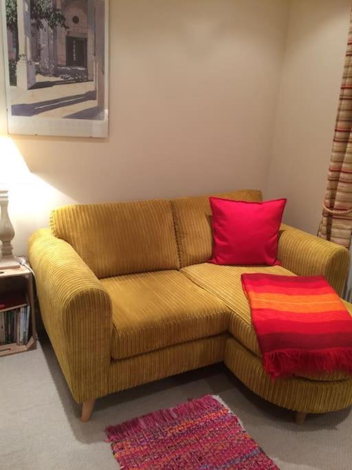 Cotswold Edge Guest Suite With Broadway Hill View Badsey Екстериор снимка